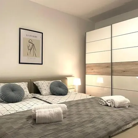 Apartment Neva